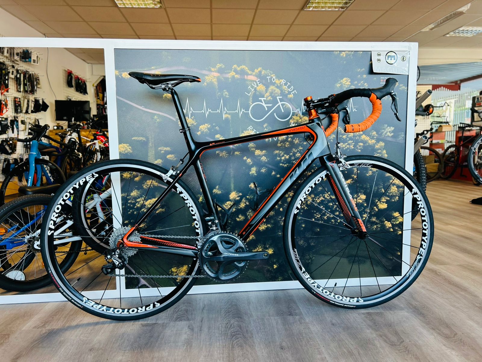 KTM ESTRADA ELITE REVELATOR (VENDIDA)