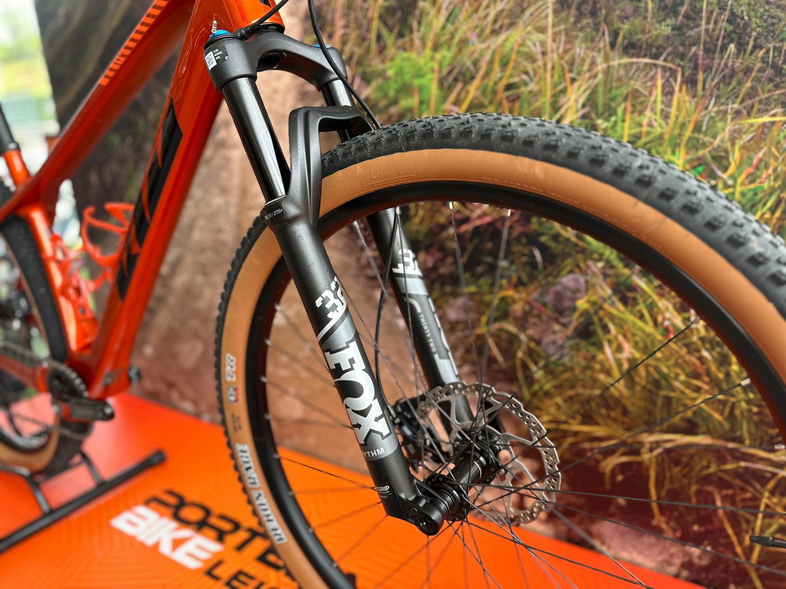 KTM MYRON ELITE 24 - Image 4